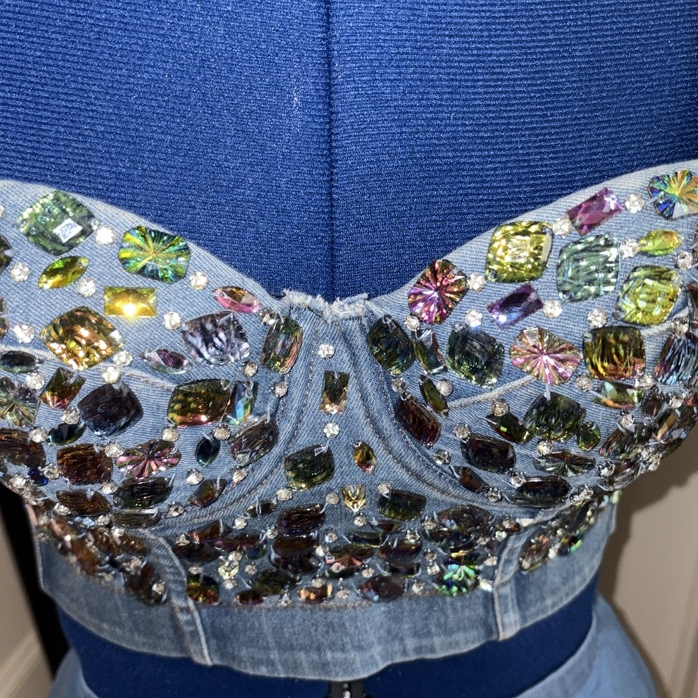 NWOT adjustable spaghetti straps TOP 
Blouse corset
